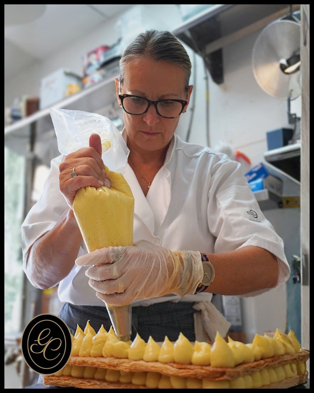 Crafted with passion / Fait avec passion