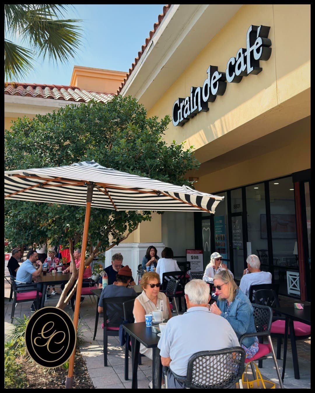 A little corner of France in Naples / Un petit coin de France à Naples